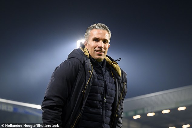 95376427-14414201-Robin_van_Persie_is_reportedly_set_to_take_charge_at_Feyenoord-a-14_1739986890840.jpg