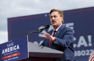 Trump alegou ser outra manifestação criminal – que o adorou