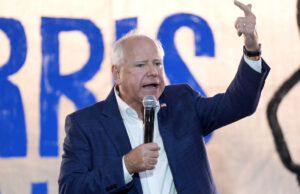 Walz respinga o fogo contra a opressão menor de Trump