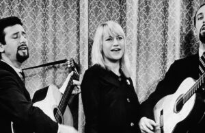 Como o último grande sucesso de Peter, Paul e Mary coincidiu com a introdução de John Denver no mundo da música