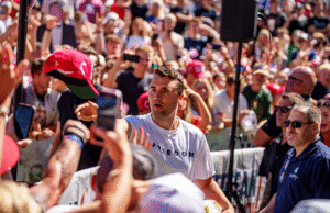 Casa Branca Charlie Corn Video prestou homenagem após seu assassinato