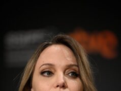 Angelina Jolie detalha ‘acontecimentos dolorosos’ que levaram ao divórcio de Brad Pitt em uma nova atualização legal, enquanto ela revela por que ‘nunca mais pôs os pés’ em sua casa na França