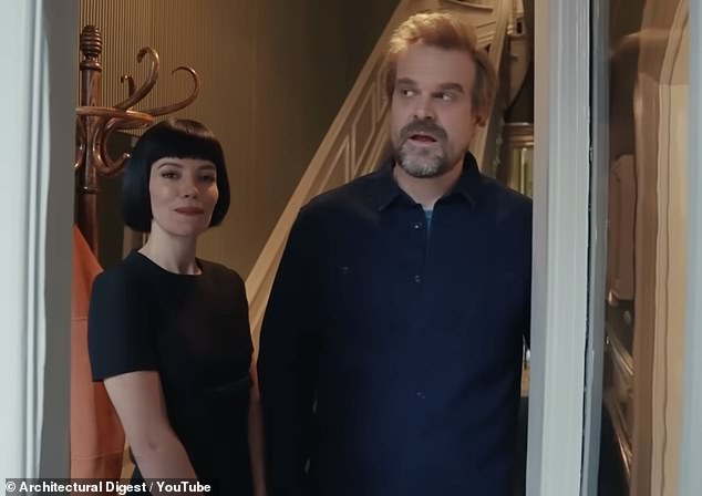 103329009-15228973-David_Harbour_made_a_joke_about_cheating_while_stood_besides_the-a-4_1761503255625.jpg