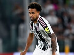 Weston McKennie perto de novo contrato com a Juventus, dizem fontes