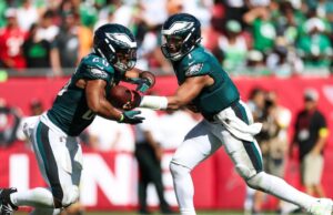 Dentro dos problemas de champanhe da ofensa dos Eagles