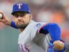 Nathan Eovaldi dá início ao dia de abertura do Rangers