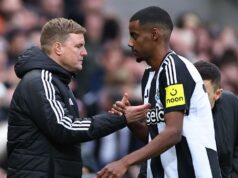 Alexander Isak não fala com Eddie Howe desde a saída do Newcastle