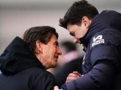 Frank elogia ‘lenda’ Pochettino após igualar o início do Tottenham