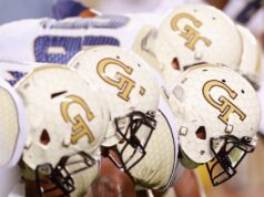 Nº 7 Georgia Tech descarta 3 titulares contra Syracuse