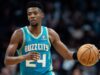Brandon Miller, do Hornets, foi eliminado contra os Wizards devido a dores no ombro