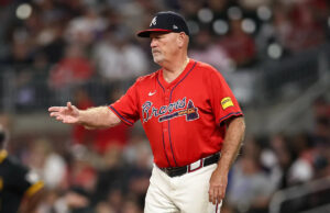 Bravs GM Anthopallos diz que ele não tem lista de seus candidatos assim que começar a procurar Substituir Snitka