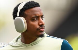 Nathan Trot: goleiro de Cardiff City do extremo nas Bermudas