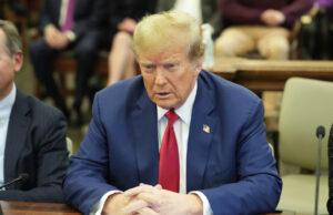 Juiz federal renuncia e abre lata de gás contra Trump