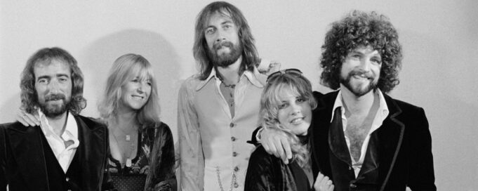 Getty_FleetwoodMac2000_013025.jpg