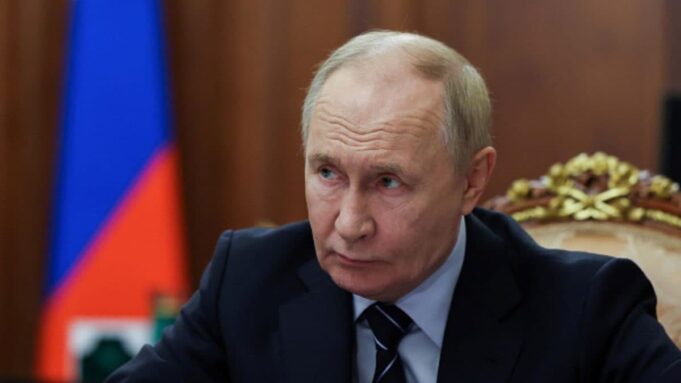 Putin-2025-10-df2ee724766bee941e8e17cc83dd6336-16x9.jpg