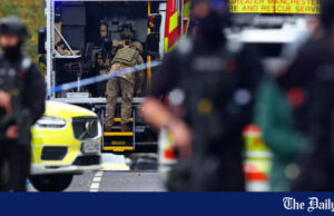 A polícia do Reino Unido diz que duas prisões feitas por ataque de sinagoga ‘terrorista’