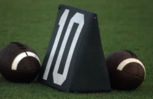 De l la Sale Cathedral Catholic Leads: Live Scores, California High School Football Atualizações