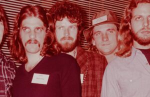 Ainda estou chocado que ninguém se lembre dessas 3 músicas de hit rock de 1976