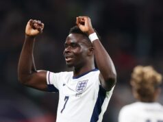 Saka ‘parece bem’ após o gol da Inglaterra e o prêmio Potom
