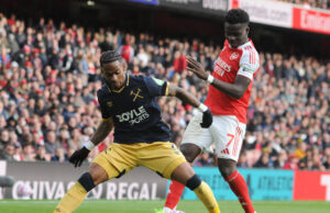Rice e Saka lidera o Arsenal no West Ham
