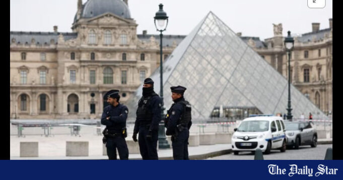 louvre_museum.jpg