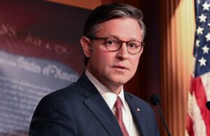 O presidente da Câmara, Mike Johnson, alerta que a ameaça da lei Sharia na América é um “problema sério”