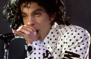 Prince “implorou” para tocar este festival nos anos 90, e eles não dizem que não – aqui o ajudou na conta