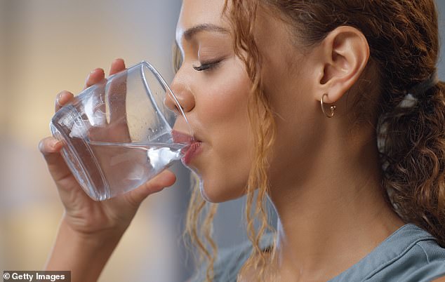 103523871-15250549-It_s_true_that_drinking_plenty_of_water_is_beneficial_for_kidney-m-12_1762080391916.jpg