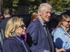 Novos temores de saúde para Bill Clinton quando ele aparece na maratona de Nova York com um enorme curativo no rosto