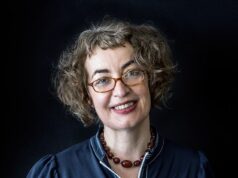 A autora finalmente recebe desculpas da editora quatro anos depois de ter sido ‘cancelada’ durante a disputa pelo racismo no livro