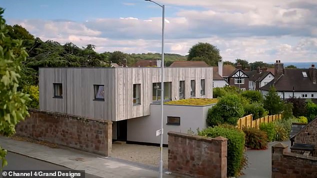 103617493-15260535-A_Grand_Designs_couple_who_transformed_their_1960s_bungalow_into-a-61_1762358531043.jpg