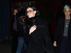 Demi Moore mostra apoio ao ex Bruce Willis em show beneficente repleto de estrelas em meio à batalha contra a demência do ator