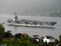 Trump planeja ataques chocantes na Venezuela dentro de dias… enquanto uma fortaleza da morte nuclear está prestes a ser lançada sobre Maduro