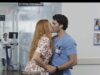 Justin Baldoni diz que Blake Lively improvisou um beijo enquanto uma filmagem inédita de It Ends With Us surge em uma reviravolta legal