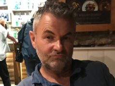 Professora, 56 anos, ficou paralisada do peito para baixo depois que um namorado ‘perverso’ a prendeu na cama e quebrou seu pescoço, ouve o tribunal