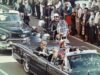 Fotos arrepiantes do assassinato de JFK no 62º aniversário do ataque que mudou a história é marcado
