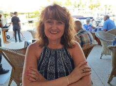 Tenho 53 anos… pensei que tinha demência, mas descobri que era DOENÇA DO FÍGADO. Jackie não conseguiu reconhecer o marido – agora ela revela os sintomas incômodos que gostaria de não ter ignorado…