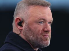 Wayne Rooney ‘segue’ as críticas de Virgil van Dijk