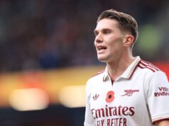 Arteta, técnico do Arsenal, ‘preocupado’ com a lesão de Viktor Gyökeres