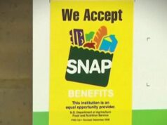 A administração Trump disse que financiará parcialmente os benefícios do SNAP durante a paralisação