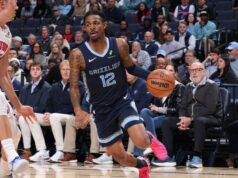 Ja Morant retorna de suspensão e começa contra o Pistons