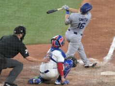 Casa de leilões coleta bolas de RH da World Series de pai e filho