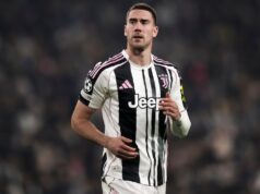 Rumores de transferência, notícias: Barcelona e Bayern de olho em Vlahovic