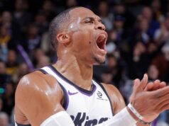 O triplo-duplo vintage de Russell Westbrook dá vitória aos Kings