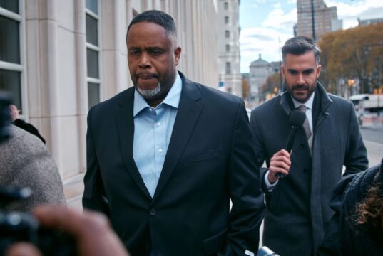 Audiência de mudança de fundamento de Jones marcada para 28 de abril em caso de jogo