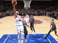 Jalen Brunson, do Knicks, torce tornozelo no final da derrota para o Magic