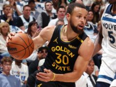 Stephen Curry, dos Warriors, encerra parceria com Under Armour