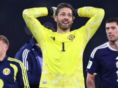 Escócia ‘emocional’ GK Gordon chega à primeira Copa do Mundo aos 42 anos