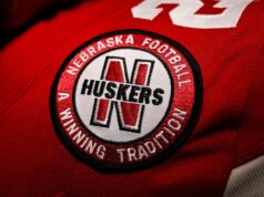 O irmão de Dylan Raiola, Dayton, se demite de Nebraska