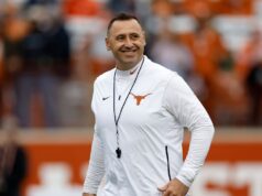 Sarkisian sobre rumores de deixar o Texas: ‘Não vou a lugar nenhum’